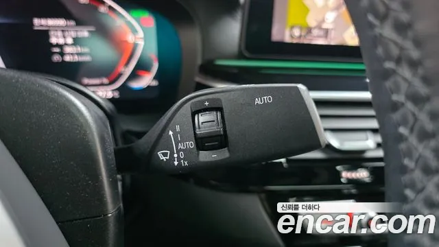 BMW 5 серии 2021 thumb 5