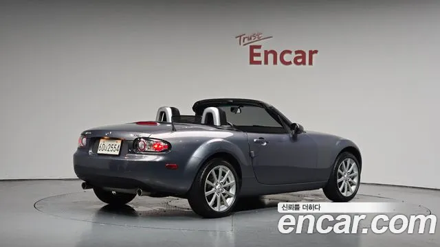 Mazda MX-5 Miata 2007 thumb 8