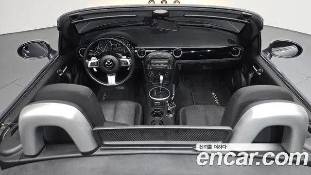 Mazda MX-5 Miata 2007 thumb 11