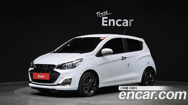 Chevrolet Spark 2018 thumb 2