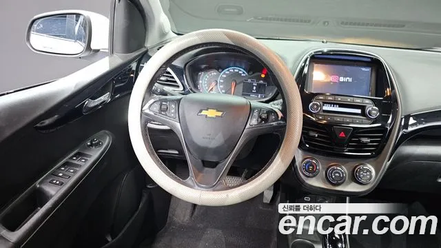 Chevrolet Spark 2018 thumb 12