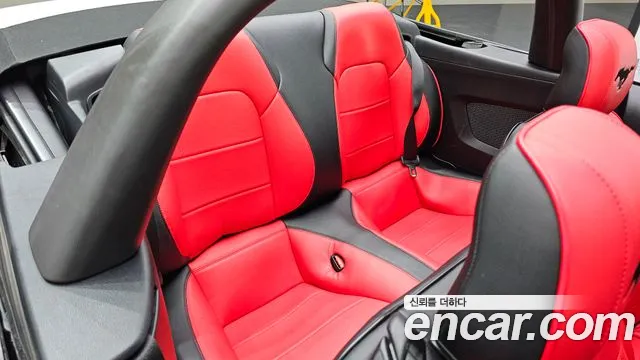 Ford Mustang 2015 thumb 9