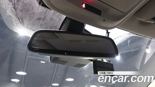 Renault QM6 2017 thumb 9