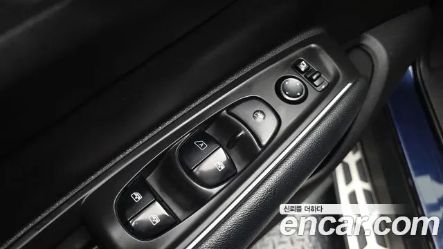 Renault QM6 2017 thumb 5