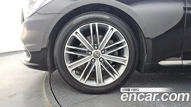 Genesis G80 2018 thumb 8