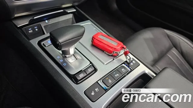 Genesis G80 2018 thumb 9