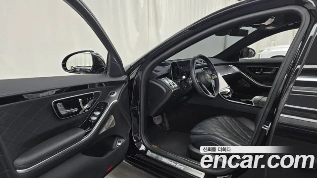 Mercedes-Benz S-Class 2022 thumb 7