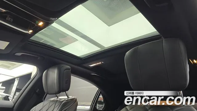 Mercedes-Benz S-Class 2022 thumb 11