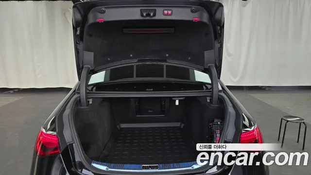 Mercedes-Benz S-Class 2022 thumb 6