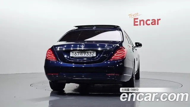 Mercedes-Benz S-Class 2016 thumb 10