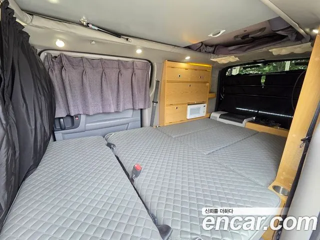 Hyundai Staria 2020 thumb 12