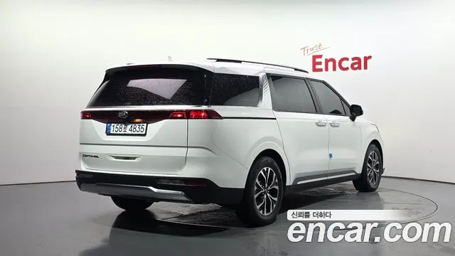 Kia Carnival 2021 thumb 7