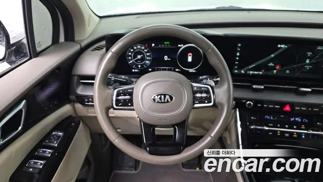 Kia Carnival 2021 thumb 12