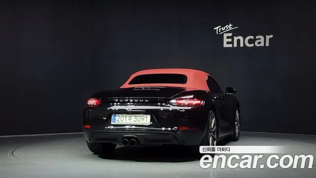 Porsche 718 Boxster 2017 thumb 4