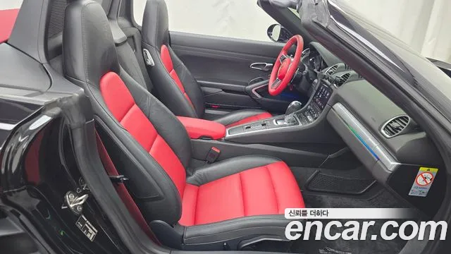 Porsche 718 Boxster 2017 thumb 2