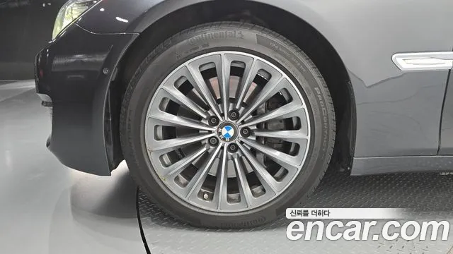 BMW 7 серии 2012 thumb 8