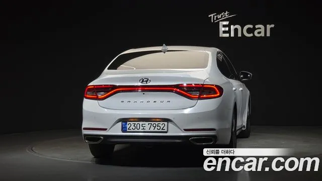 Hyundai Grandeur 2016 thumb 4