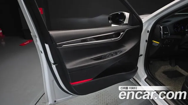 Hyundai Grandeur 2016 thumb 11
