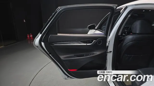 Hyundai Grandeur 2016 thumb 7