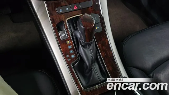 Chevrolet Alpheon 2011 thumb 12