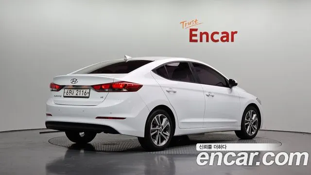 Hyundai AD 2018 thumb 2