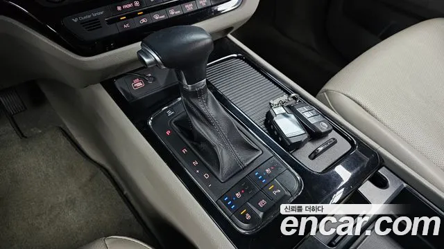 Kia Carnival 2018 thumb 6