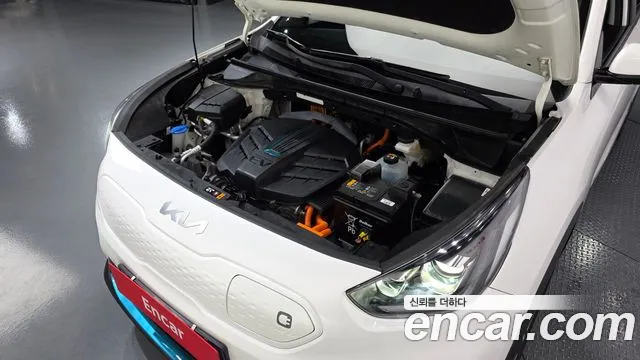 Kia EV 2021 thumb 4