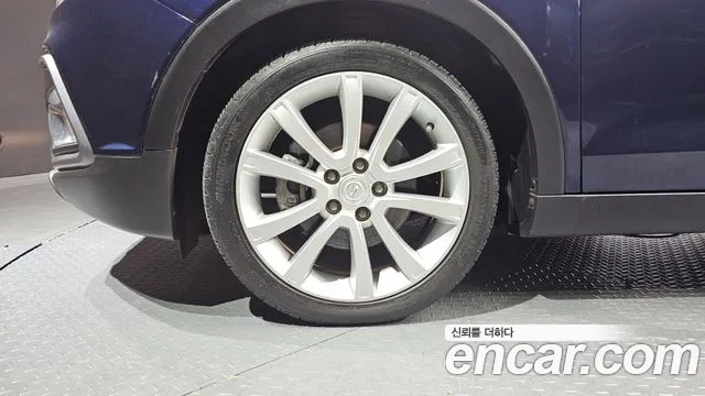 KGM Tivoli Air 2017 thumb 9