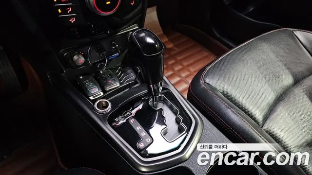 KGM Tivoli Air 2017 thumb 5