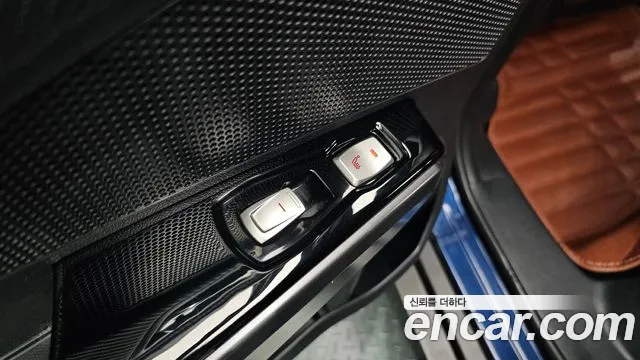KGM Tivoli Air 2017 thumb 10