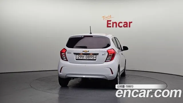Chevrolet Spark 2016 thumb 2