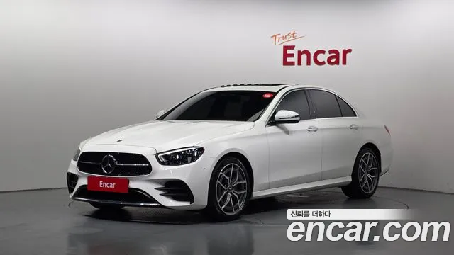 Mercedes-Benz E-Class 2020 thumb 10