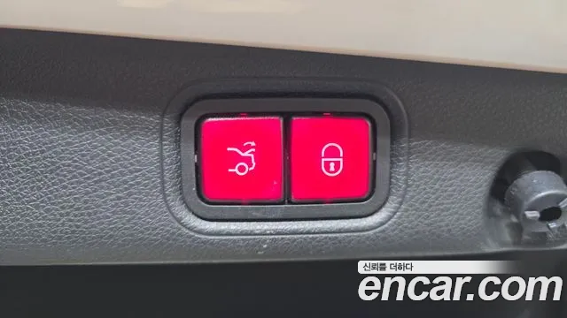 Mercedes-Benz E-Class 2020 thumb 5