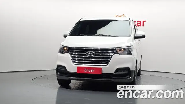 Hyundai Staria 2018 thumb 8