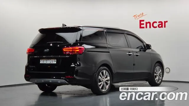 Kia Carnival 2020 thumb 5
