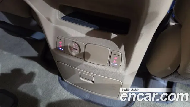Kia Carnival 2020 thumb 9