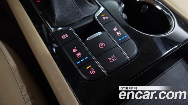 Kia Carnival 2020 thumb 6