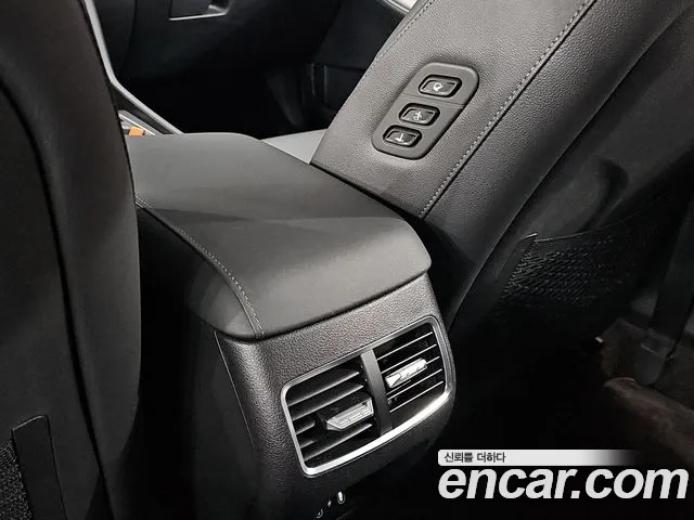 Hyundai Sonata 2025 thumb 4