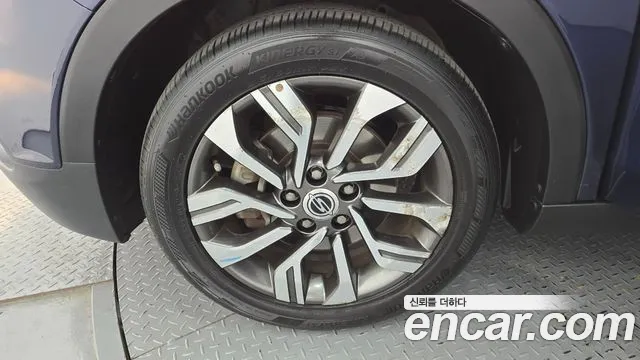 KGM Tivoli Air 2017 thumb 5