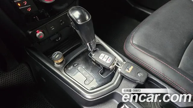 KGM Tivoli Air 2017 thumb 9