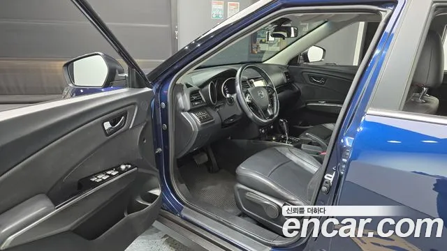 KGM Tivoli Air 2017 thumb 10