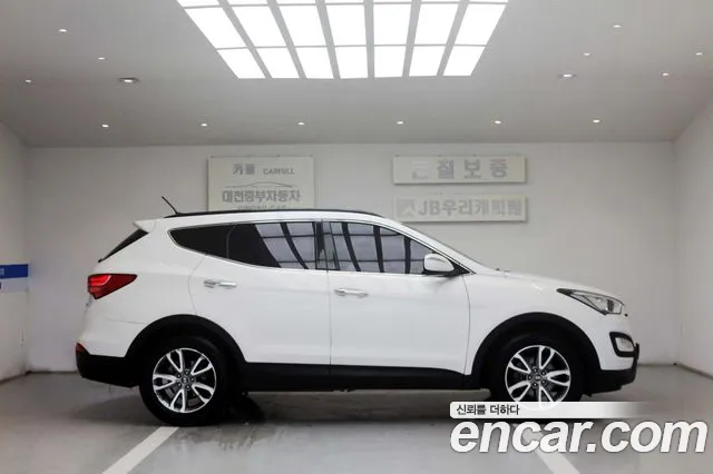 Hyundai Санта Фе 2012 thumb 11