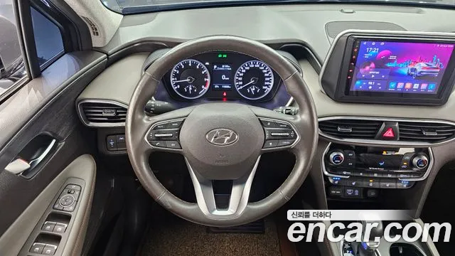 Hyundai Santa Fe 2018 thumb 12