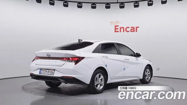 Hyundai Elantra 2023 thumb 12