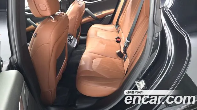 Maserati Ghibli 2014 thumb 3