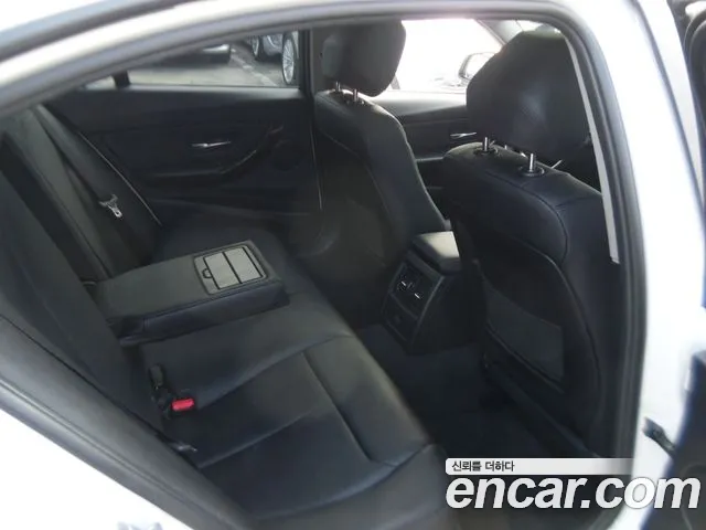 BMW 3 серии 2015 thumb 9