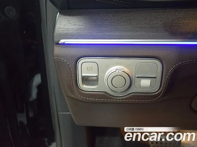 Mercedes-Benz GLS 2022 thumb 7