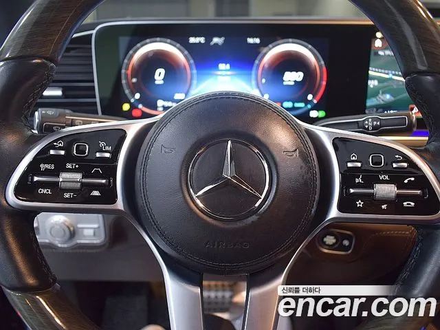 Mercedes-Benz GLS 2022 thumb 8