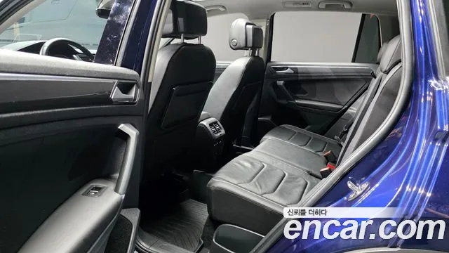 Volkswagen Tiguan 2018 thumb 11