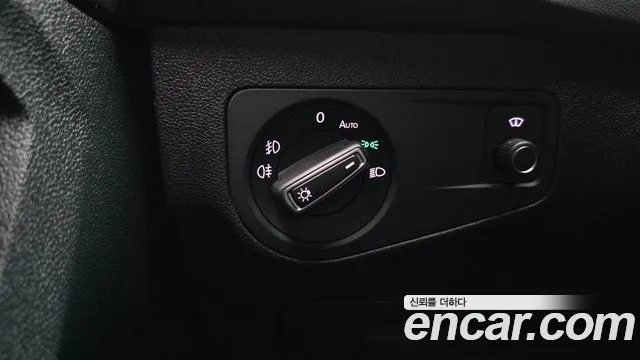 Volkswagen Tiguan 2018 thumb 10